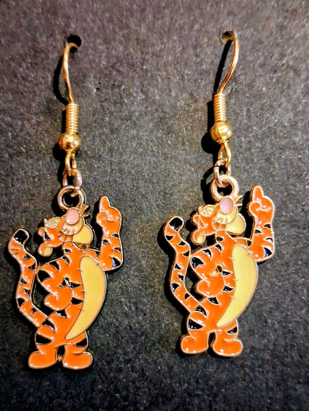 🐯 TIGGER EARRINGS